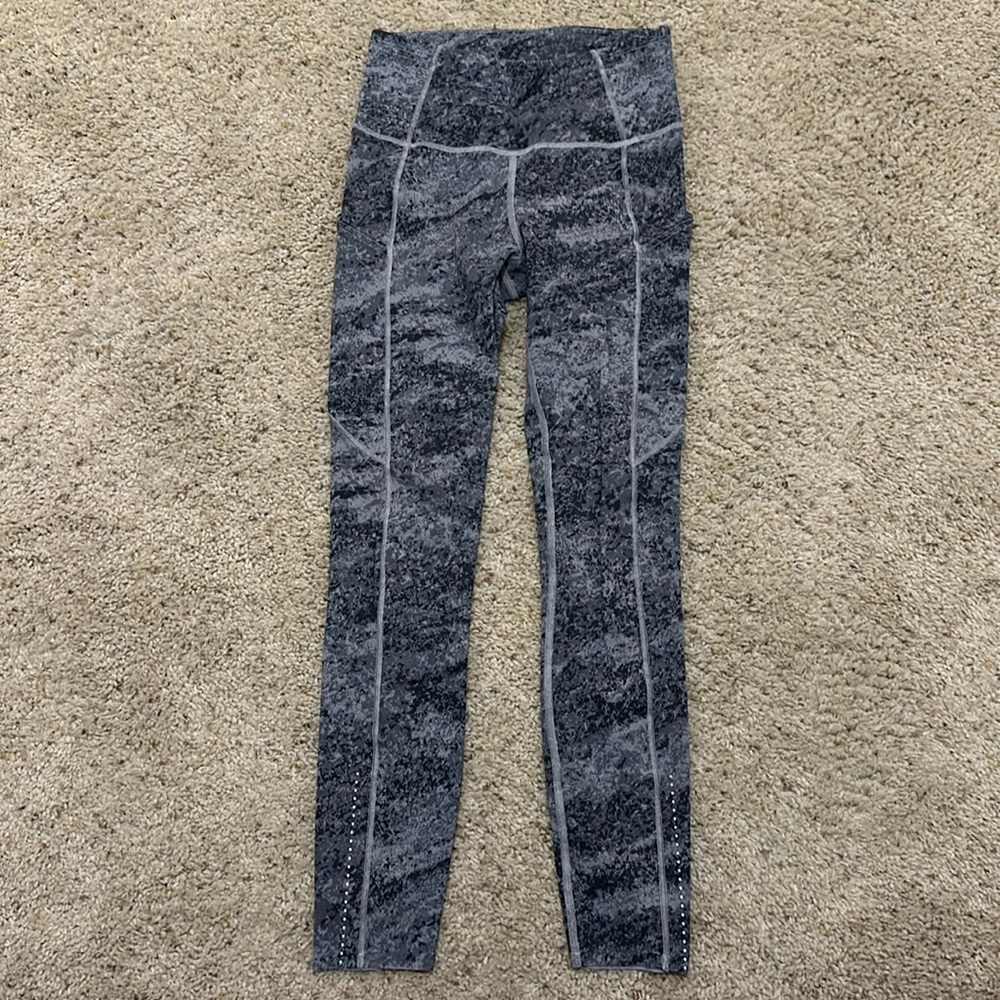 Fast and Free High-Rise Tight 25”